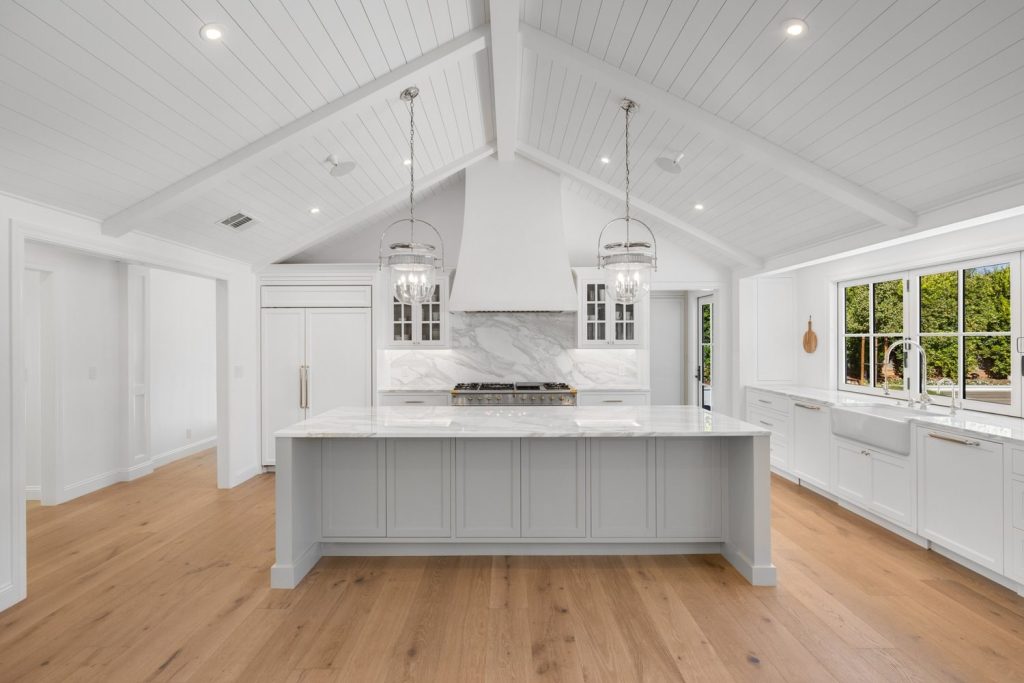 Custom Luxury Home Builder